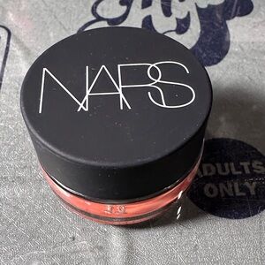 NARS Peachy Blush swatched